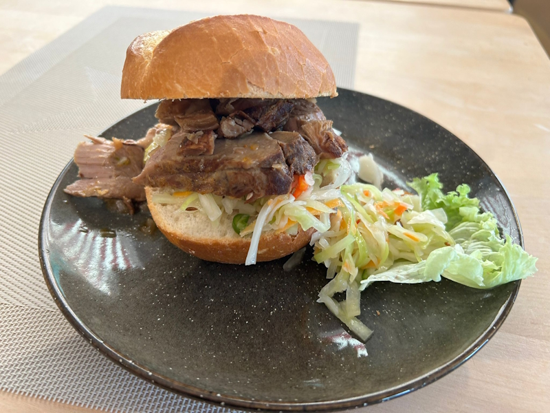 Kassler im Brötchen